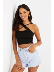 Cool and sexy Top w kolorze czarnym rozmiar: M. Czarne topy Cool and sexy, m, bez wzorów, bez kołnierzyka, bez ramiączek. Za 81.95 zł.