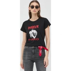 Pinko t-shirt bawełniany kolor czarny. Czarne t-shirty Pinko, l, bez wzorów, z bawełny, bez kołnierzyka, bez ramiączek. Za 439.99 zł.