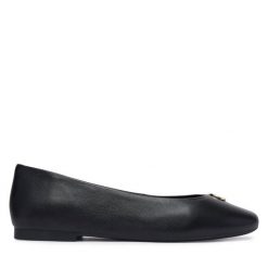 Baleriny Tommy Hilfiger. Czarne baleriny Tommy Hilfiger, bez wzorów, bez obcasa, bez zapięcia. Za 409.99 zł.