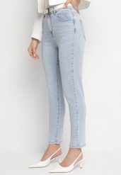 Jasnoniebieskie Jeansy o Kroju Slim Ravirra. Niebieskie jeansy Born2be, z aplikacjami, z jeansu, eleganckie, z podwyższonym stanem. W wyprzedaży za 84.99 zł.