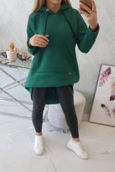 Bluza ocieplana z długim tyłem i kapturem ciemno zielona. Zielone bluzy KESI, l, bez wzorów, z bawełny, bez ramiączek. Za 238.37 zł.