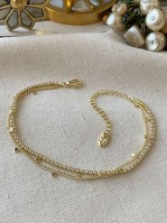 Luseera Pozłacana bransoletka z elementami ozdobnymi rozmiar: onesize. Żółte bransoletki Luseera, z cyrkonią, pozłacane. Za 43.99 zł.