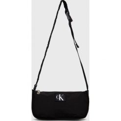 Calvin Klein Jeans saszetka kolor czarny. Czarne nerki i saszetki Calvin Klein Jeans, bez wzorów, z jeansu, bez dodatków. Za 299.99 zł.
