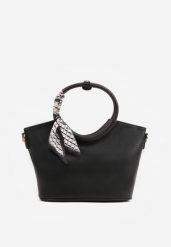 Czarna Torebka Shopper z Paskiem i Okrągłymi Rączkami Zdobionymi Chustą Kassone. Czarne chusty Renee, z aplikacjami, z jeansu. Za 119.99 zł.