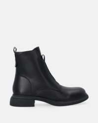 BOTKI ZE SKÓRY NATURALNEJ S005LEBLOBB007. Botki Venezia, bez wzorów, ze skóry, bez obcasa, bez zapięcia. Za 399.00 zł.