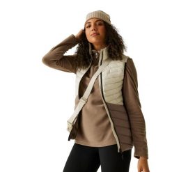 Damska kurtka bez rękawów Regatta Leedre. Brązowe kurtki Regatta, bez wzorów, z puchu, bez kaptura. W wyprzedaży za 259.00 zł.