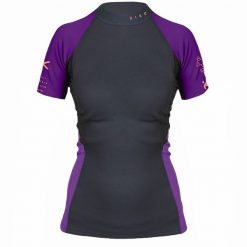 Koszulka damska neoprenowa SYMBIO NEW 1,5 mm z krótkim rękawem. Fioletowe t-shirty sportowe Hiko, m, bez wzorów, z lycry, bez ramiączek, do pływania. Za 339.22 zł.
