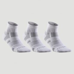 Skarpety sportowe tenis RS560 3 pary. Białe skarpetki ARTENGO, bez wzorów, z bawełny. Za 49.99 zł.
