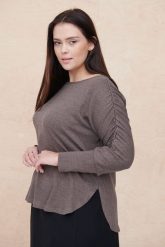 Sweter Damski Ivette Plus Size Czekolada Melanż. Swetry blue shadow, plus size, bez wzorów, z bawełny, plus size, bez ramiączek. Za 229.90 zł.