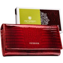 Czerwony portfel damski z lakierowanej skóry naturalnej z systemem RFID Peterson PTN PH24-1-RS. Czerwone portfele bez wzorów, z lakierowanej skóry. Za 93.99 zł.