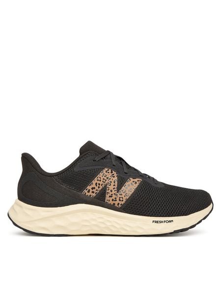 New Balance Buty do biegania Arishi WARISIK4 Czarny. Czarne buty do biegania New Balance, bez wzorów, z materiału, bez zapięcia, do biegania. Za 349.99 zł.