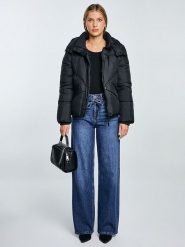 BIG STAR Kurtka pikowana w kolorze czarnym rozmiar: M. Czarne kurtki BIG STAR, m, bez wzorów, retro, bez kaptura. Za 219.99 zł.