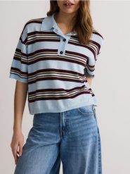 Sweter polo w paski - jasnoniebieski. Niebieskie swetry Reserved, l, bez wzorów, z dzianiny, bez ramiączek. Za 99.99 zł.