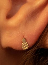 L instant d Or Złote kolczyki-wkrętki "Ananas" rozmiar: onesize. Żółte kolczyki L instant d Or, złote. Za 282.99 zł.