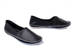 MACIEJKA T1930-43/00-0 czarne lico, baleriny damskie. Czarne baleriny Maciejka, bez wzorów, z gumy, bez obcasa, bez zapięcia. Za 229.90 zł.