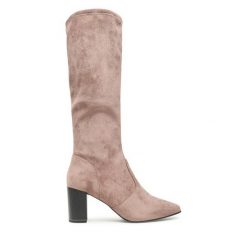 Kozaki Caprice. Brązowe kozaki Caprice, bez wzorów, bez obcasa, na słupku, bez zapięcia. Za 419.99 zł.