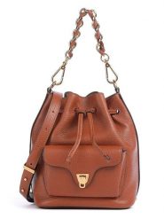 COCCINELLE Skórzana torebka w kolorze jasnobrązowym - 21 x 28,5 x 14 cm rozmiar: onesize. Brązowe torebki klasyczne Coccinelle, bez wzorów, z materiału, na ramię, bez dodatków. Za 961.84 zł.