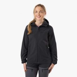 Kurtka outdoor hiking damska Swedemount Lofoten Stretch Jacket szybkoschnąca. Czarne kurtki SWEDEMOUNT, bez wzorów, z tkaniny, sportowe, bez kaptura. Za 499.99 zł.