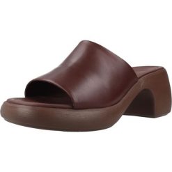 Sandały CAMPER K201722 Brązowy. Brązowe sandały Camper, bez wzorów, z syntetyku, sportowe, bez obcasa, bez zapięcia. Za 643.61 zł.