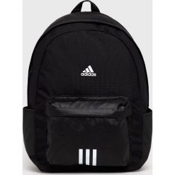 Adidas plecak HG0348 kolor czarny duży z nadrukiem. Czarne plecaki adidas, bez wzorów, z materiału, do ręki, z nadrukiem, bez dodatków. Za 129.99 zł.