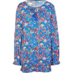 Tunika shirtowa z nadrukiem i gumką. Czerwone tuniki bonprix, bez wzorów, z wiskozy, bez kołnierzyka, bez ramiączek. Za 39.99 zł.