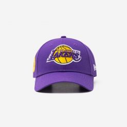 Czapka z daszkiem do koszykówki New Era NBA Los Angeles Lakers. Czapki z daszkiem New Era, bez wzorów, klasyczne. Za 119.99 zł.