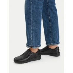 Półbuty Go Soft. Czarne półbuty wsuwane GO SOFT, bez wzorów, bez obcasa, na płaskiej podeszwie. Za 229.99 zł.