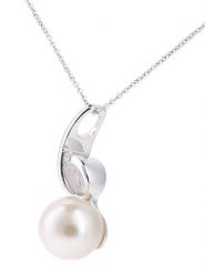 Revoni Złoty naszyjnik z zawieszką - dł. 45 cm rozmiar: onesize. Szare naszyjniki Revoni, z materiału, z diamentem, złote. Za 1,609.99 zł.