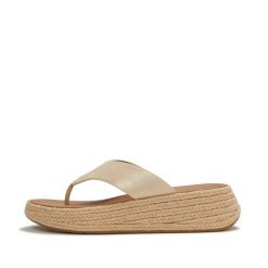 Damskie sandały na koturnie FitFlop F-Mode Toe-Post. Szare sandały FIT FLOP, bez wzorów, klasyczne, bez obcasa, na koturnie, bez zapięcia. Za 247.00 zł.