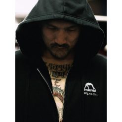 MANTO bluza z kapturem FIGHT COMPANY czarna. Czarne bluzy MANTO, bez wzorów, bez ramiączek, z kapturem. Za 289.00 zł.