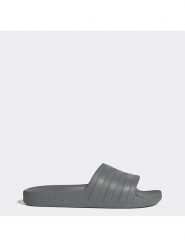 Adidas Klapki "Adilette Aqua" w kolorze szarym rozmiar: 40,5. Szare klapki adidas, bez wzorów, klasyczne, z otwartym noskiem, bez obcasa, bez zapięcia. Za 89.37 zł.