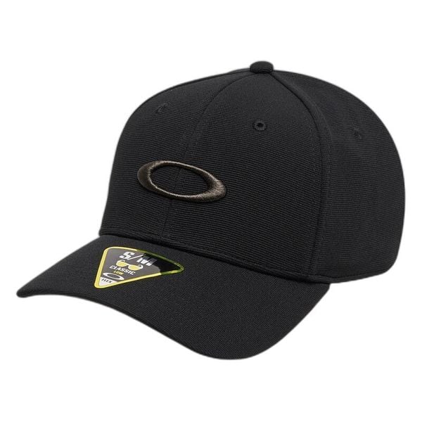 Czapka z daszkiem Oakley Tincan Remix. Czarne czapki z daszkiem Oakley, bez wzorów, klasyczne. Za 191.50 zł.