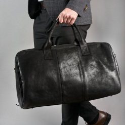 Torba Podróżna Skórzana Weekendowa Brødrene BL10 Czarna. Czarne torby podróżne bez wzorów, ze skóry. Za 548.00 zł.