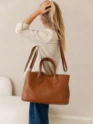 Lia Biassoni Skórzany shopper bag w kolorze jasnobrązowym - 42 x 29 x 15 cm rozmiar: onesize. Brązowe shopper bag Lia Biassoni, bez wzorów, z materiału, przez ramię, bez dodatków. Za 404.99 zł.