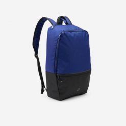Plecak sportowy z kieszenią na buty Kipsta Essential 17L. Czarne buty treningowe Decathlon, bez wzorów, z materiału, bez zapięcia, na fitness i siłownię. Za 24.99 zł.