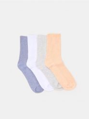 Skarpetki 4 pack - błękitny. Niebieskie skarpetki Sinsay, bez wzorów. Za 17.99 zł.