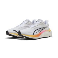 Damskie buty do biegania Electrify NITRO™ 4 PUMA. Białe buty do biegania Puma, bez wzorów, z materiału, bez zapięcia, do biegania. Za 429.00 zł.