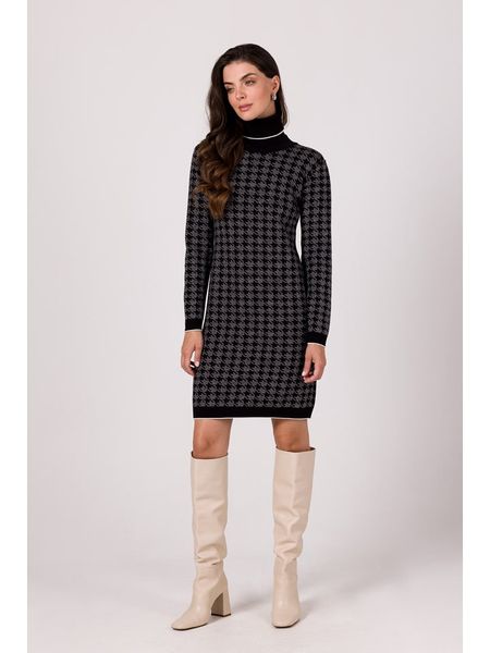 Be Wear Dzianinowa sukienka w kolorze czarnym rozmiar: L/XL. Czarne sukienki Be Wear, l, bez wzorów, z dzianiny, bez kołnierzyka, bez ramiączek, mini. Za 148.61 zł.