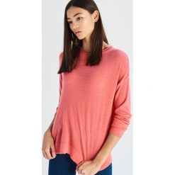 Sweter basic - Pomarańczo. Swetry marki Sinsay. Za 49.99 zł.
