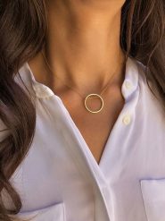 Taboo Pozłacany naszyjnik z elementem ozdobnym - dł. 50 cm rozmiar: onesize. Żółte naszyjniki Taboo, z materiału, pozłacane. Za 56.99 zł.