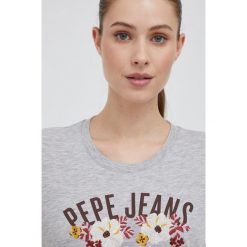 Pepe Jeans t-shirt damski kolor szary. Szare t-shirty Pepe Jeans, l, bez wzorów, z jeansu, bez kołnierzyka, bez ramiączek. W wyprzedaży za 124.99 zł.