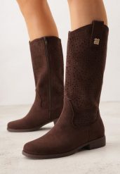 Brązowe Botki Ażurowe Ozdobione Metaliczną Aplikacją Iomosa. Brązowe botki Born2be, z aplikacjami, prążkowane, biznesowe, bez obcasa, na płaskiej podeszwie, bez zapięcia. Za 139.99 zł.