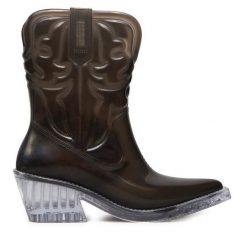 Kowbojki Melissa. Czarne botki Melissa, bez wzorów, bez obcasa, na słupku, bez zapięcia. Za 599.99 zł.