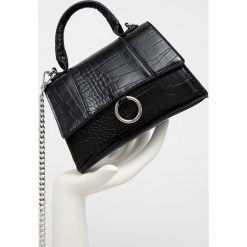 Call It Spring torebka Rockii kolor czarny. Czarne torebki klasyczne Call it Spring, bez wzorów, z włókna, na ramię, bez dodatków. Za 159.99 zł.