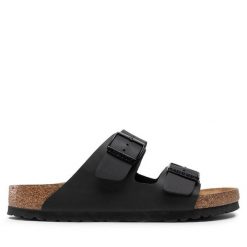 Klapki Birkenstock. Czarne klapki Birkenstock, bez wzorów, bez obcasa, bez zapięcia. Za 449.99 zł.