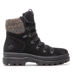 Botki Rieker. Czarne botki Rieker, bez wzorów, bez obcasa, na płaskiej podeszwie, bez zapięcia. Za 363.99 zł.