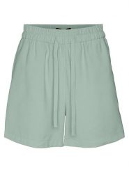 Vero Moda Szorty w kolorze jasnozielonym rozmiar: S. Zielone szorty Vero Moda, bez wzorów. Za 48.50 zł.