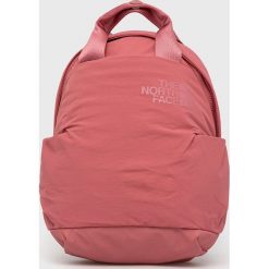 The North Face plecak damski kolor różowy mały gładki. Czerwone plecaki The North Face, bez wzorów, do ręki, bez dodatków. Za 299.99 zł.