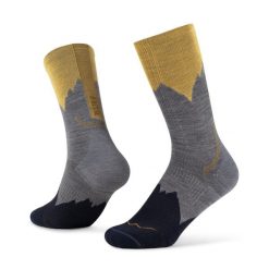 Skarpety turystyczne Buff Merino LIghtweight Crew Sock LWC3. Szare skarpetki Buff, bez wzorów, z elastanu. Za 109.99 zł.