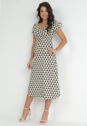 Beżowa Sukienka Taliowana z Marszczeniem w Geometryczny Wzór Garnette. Brązowe sukienki Born2be, l, bez wzorów, eleganckie, bez kołnierzyka, bez ramiączek, midi. Za 179.99 zł.